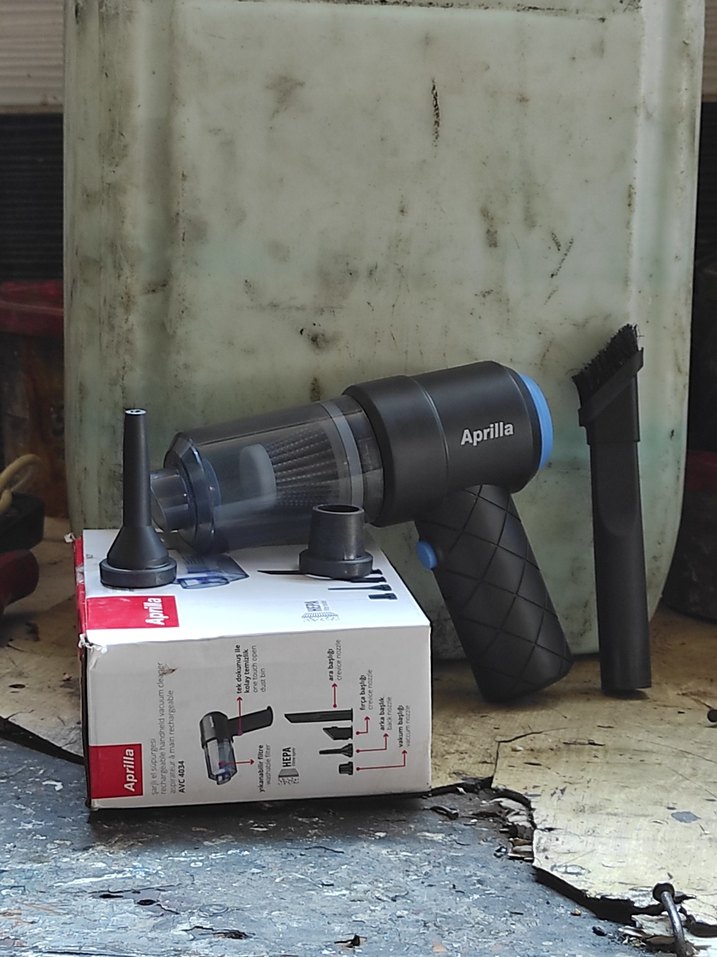 Aprilla Siyah Taşınabilir HEPA Elektrikli Süpürge - Görsel 3