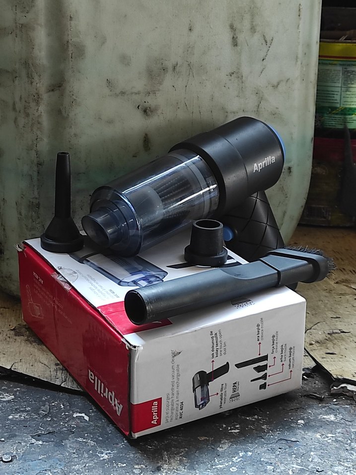 Aprilla Siyah Taşınabilir HEPA Elektrikli Süpürge - Görsel 5