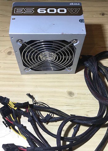 Akasa ES 600W Bilgisayar Güç Kaynağı - Görsel 2