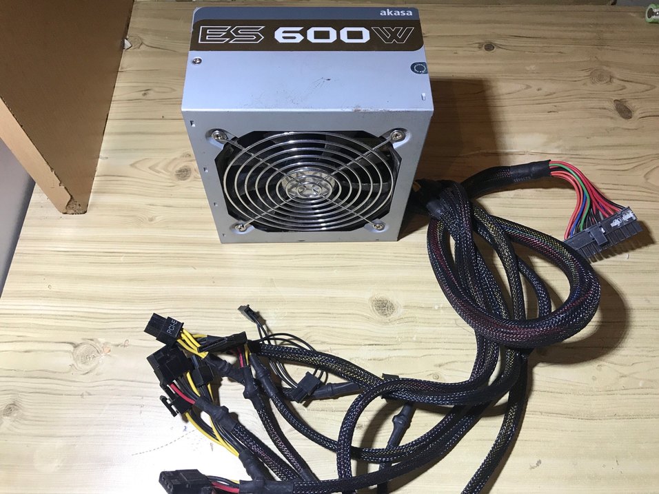 Akasa ES 600W Bilgisayar Güç Kaynağı - Görsel 2