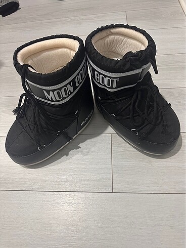 36 Beden siyah Renk Moon boot yeni