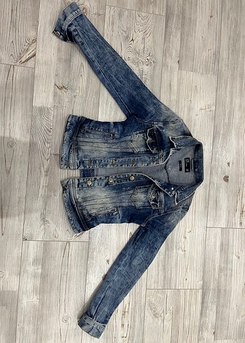 Düğmeli, Kesim Denim Kadın Ceket