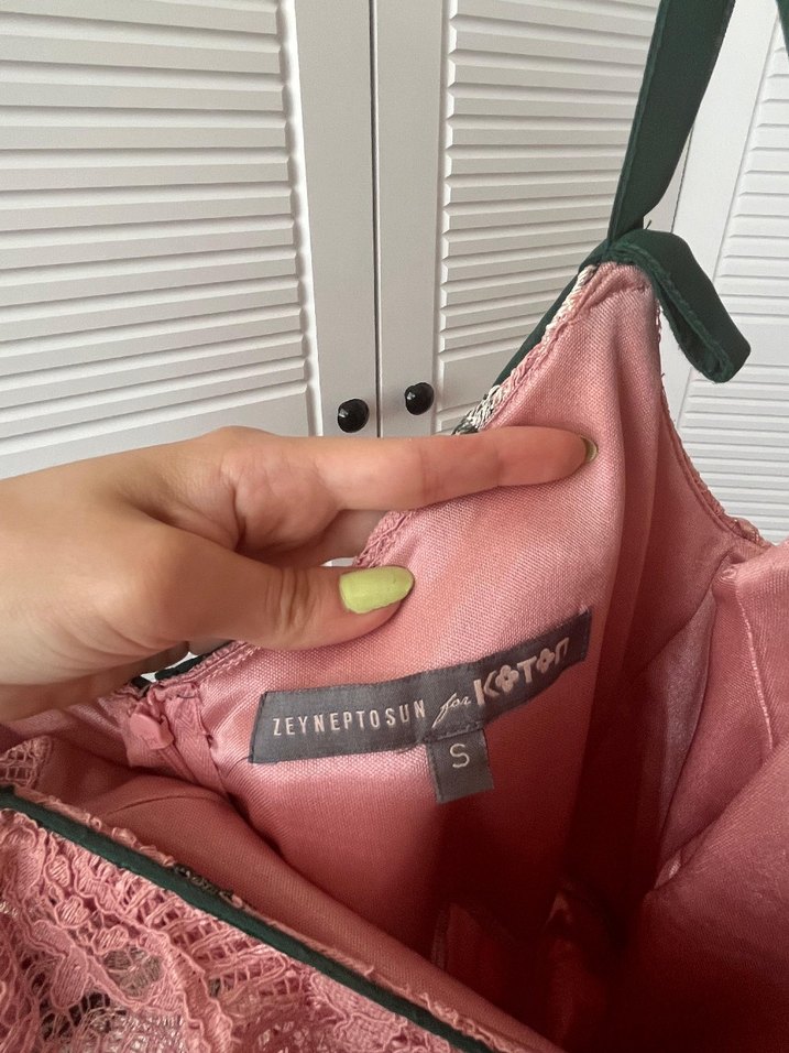 Dantel İşlemeli Pembe Uzun Askılı Elbise - Görsel 4