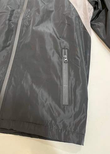 Gri Kapüşonlu Fermuarlı Spor Erkek Yağmurluk - Görsel 3