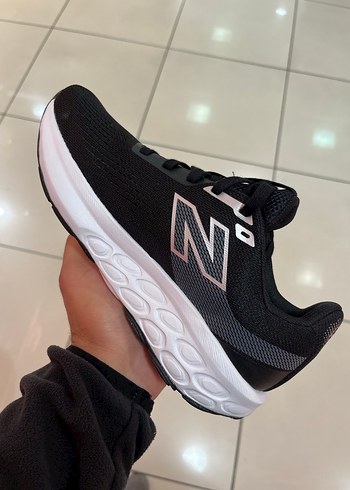 New Balance Orjinal Bayan Koşu Ayakkabı - Görsel 2