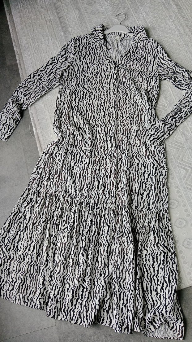 Zebra Desenli Uzun Kollu Fitted Keten Elbise - Görsel 3