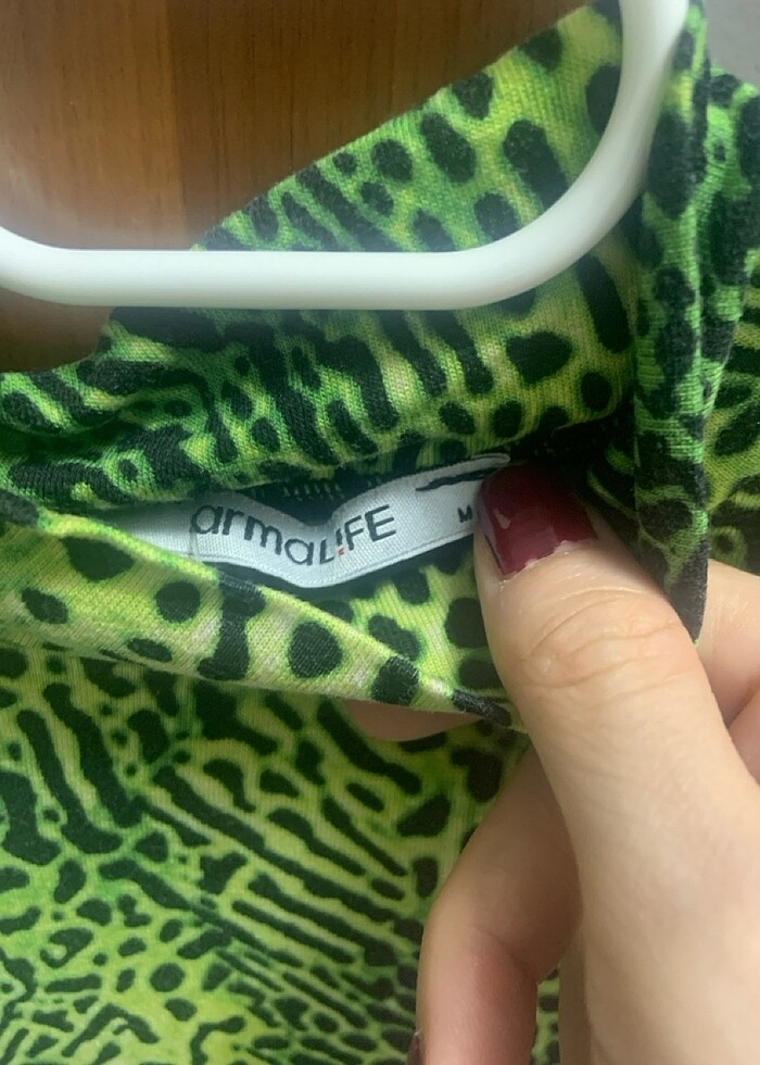 Leopar desenli dar bluz - Görsel 3