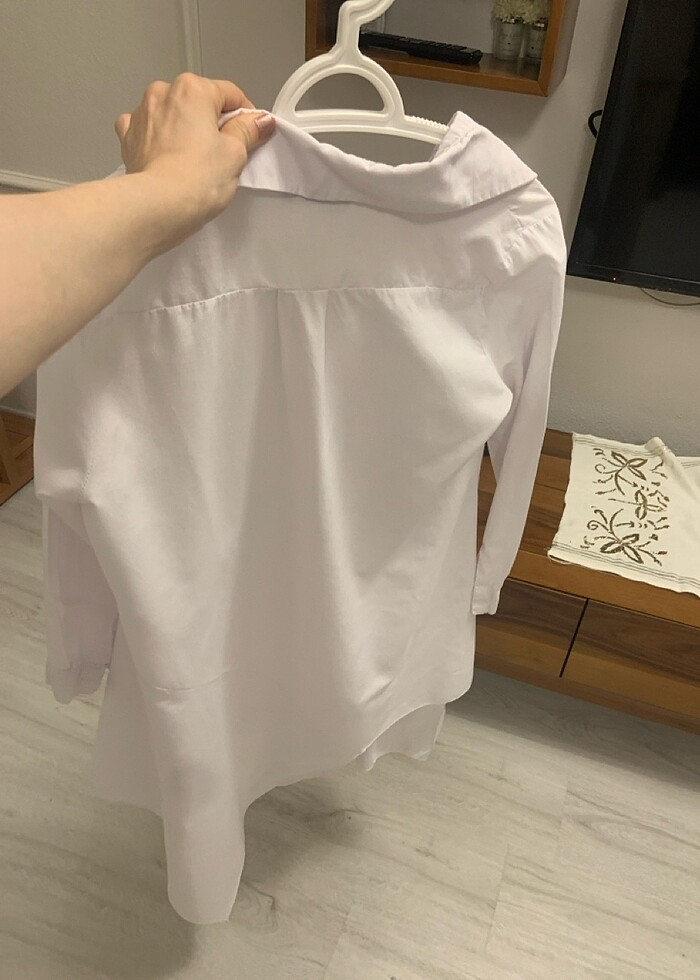 Asimetrik kesim beyaz uzun gömlek - Görsel 5