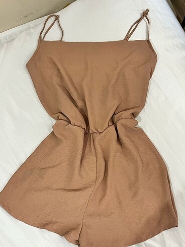 Şortlu mini tulum elbise
