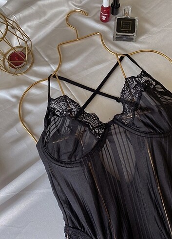 m Beden Bodysuit 