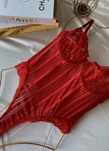 Diğer Bodysuit 