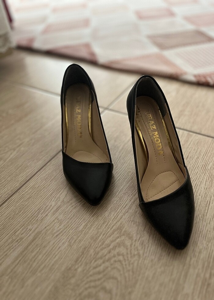 Topuklu ayakkabı - Görsel 2