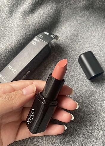 Kiko stick mat ruj