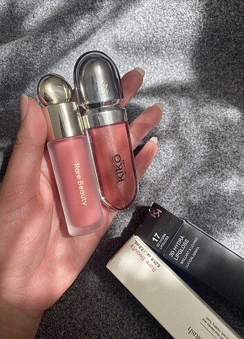 Kiko lipgloss ve rare beauty allık seti