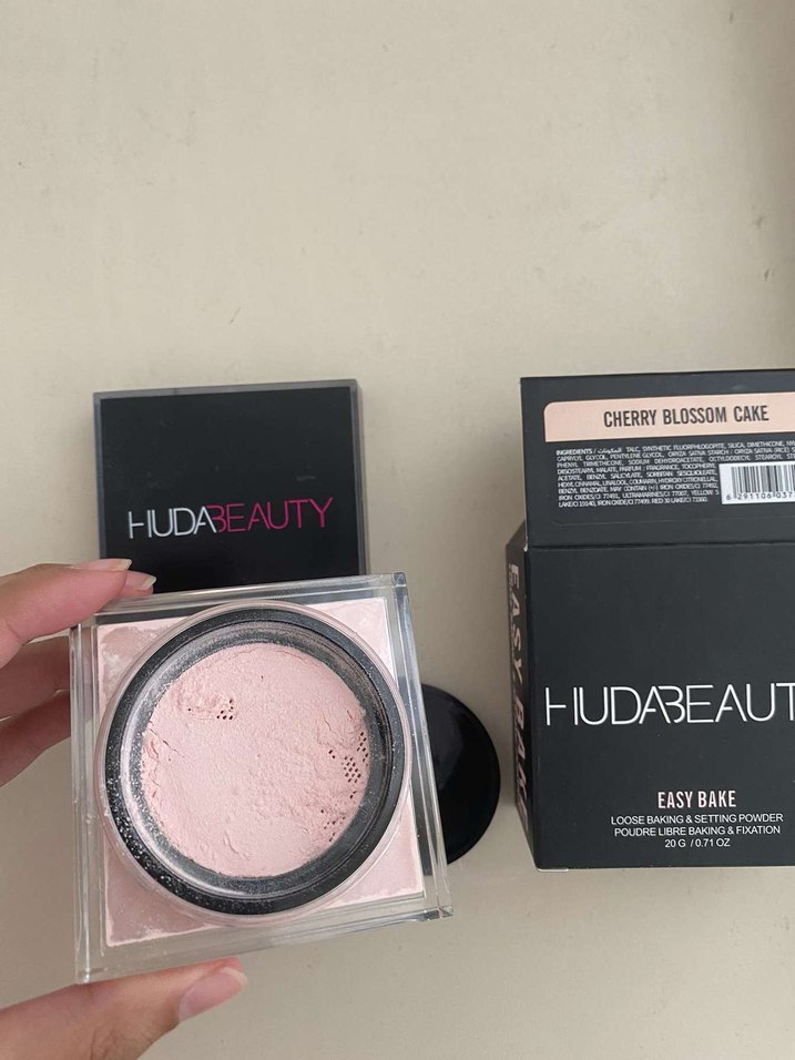 huda beauty baking pudra - Görsel 2
