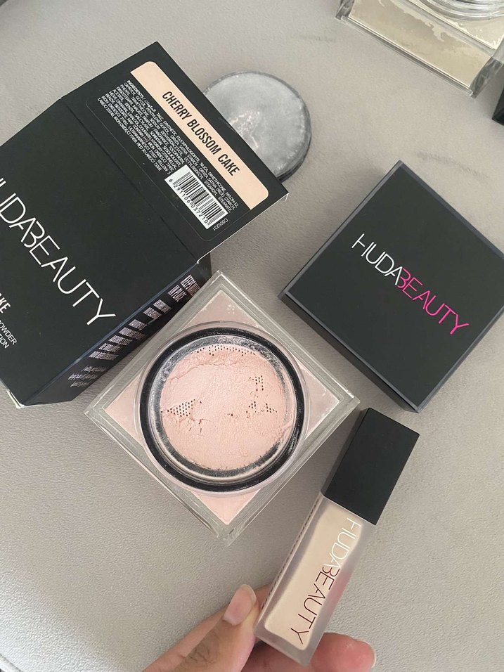 huda beauty baking pudra ve kapatıcı seti - Görsel 2