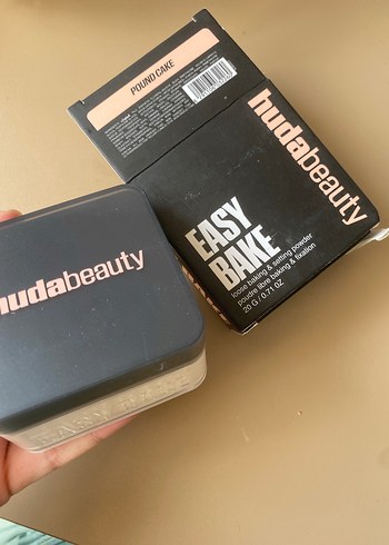 Huda beauty baking pudra - Görsel 7