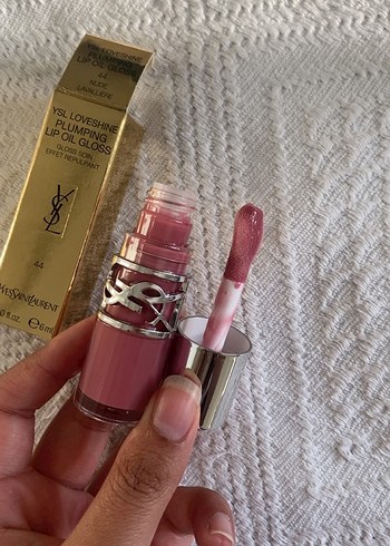 Yves Saint Laurent lipgloss - Görsel 2