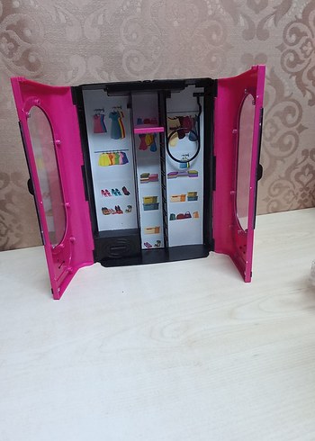 barbi gardrop - Görsel 3