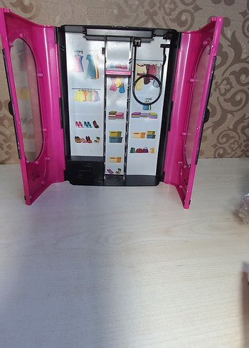 barbi gardrop - Görsel 2