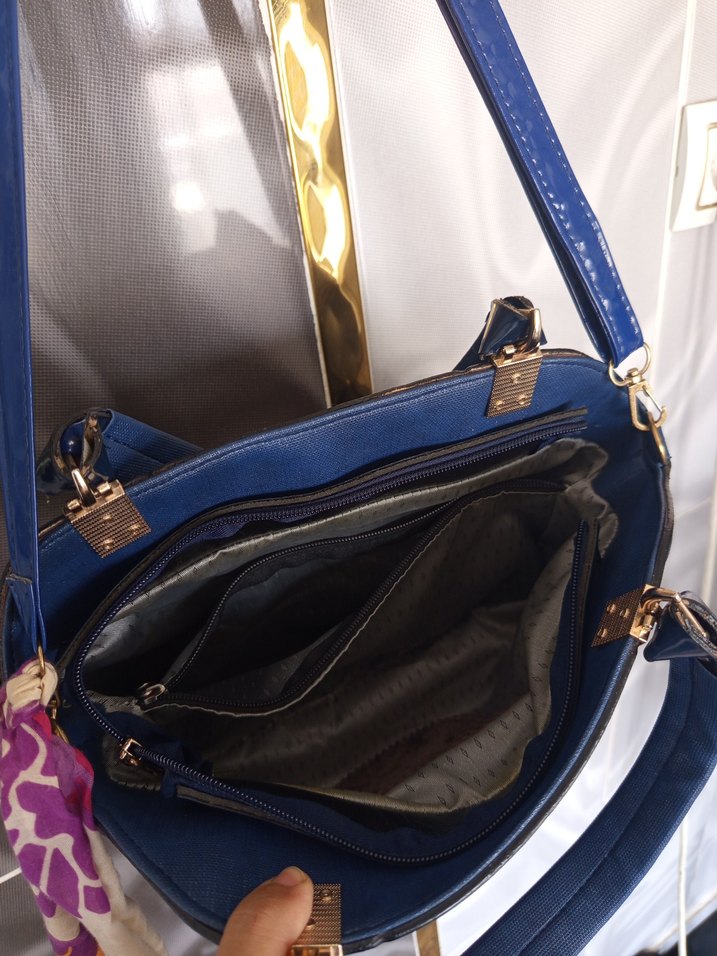 Parlak Mavi Kadın Omuz Çantası - Görsel 3