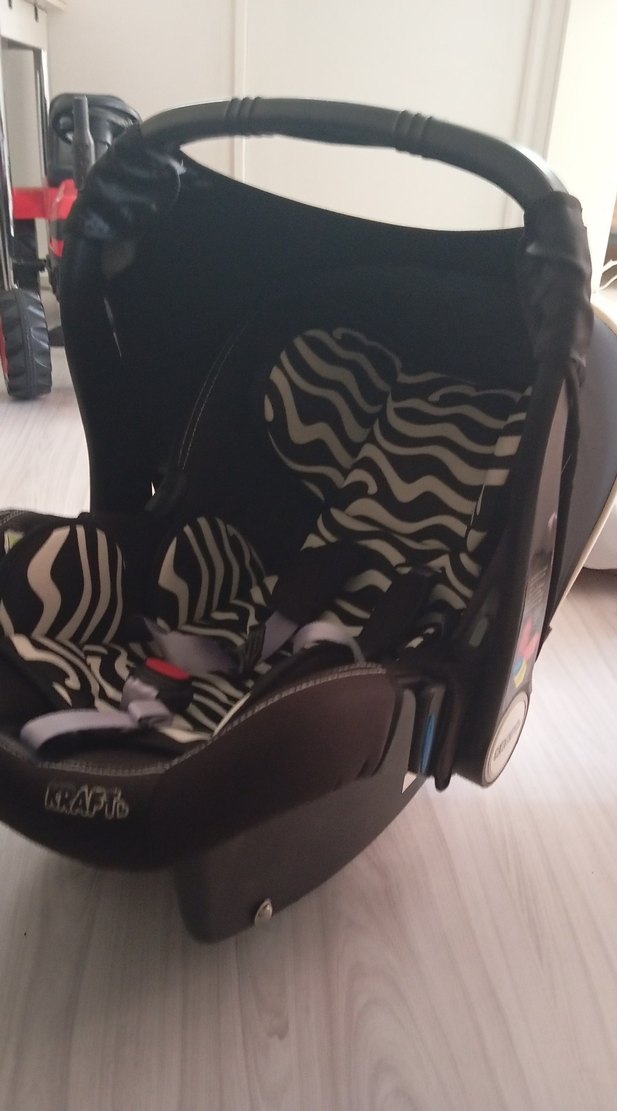 KRAFUD Siyah Bebek Oto Koltuğu - Görsel 2