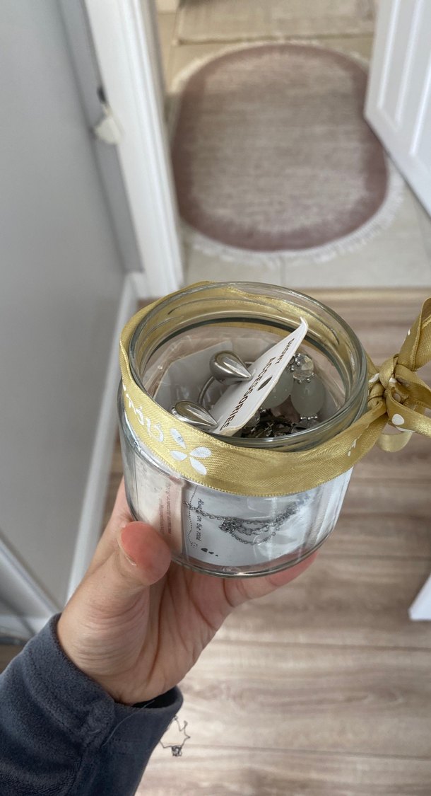 Yeni takı kavanozuumuz hepsi gold üründen oluşur - Görsel 2