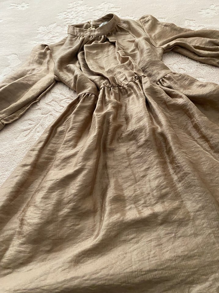 Bej Keten Midi Elbise Yüksek Yakalı - Görsel 4