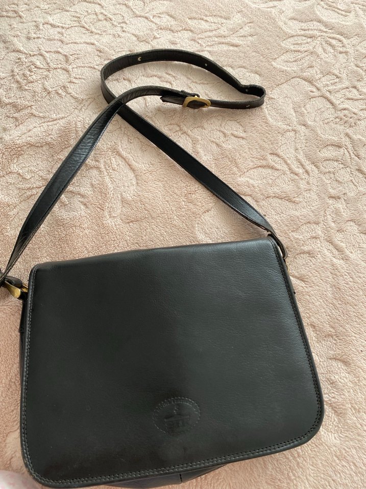 Klasik Siyah Deri Kadın Çanta - Görsel 2