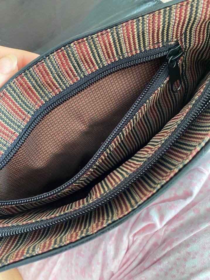 Klasik Siyah Deri Kadın Çanta - Görsel 3