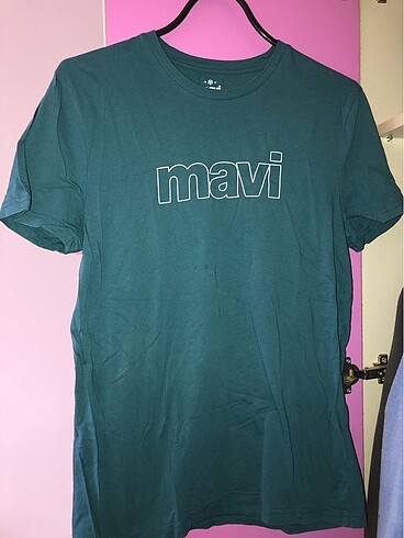 Mavi tişört
