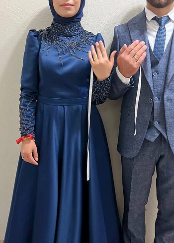 Uzun Kollu Lacivert Abiye Elbise - Görsel 3