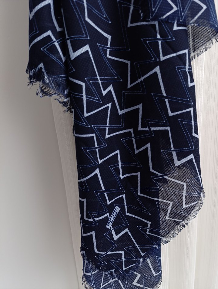 Kadınlar için Lacivert Bohem Drapeli Şal - Görsel 2