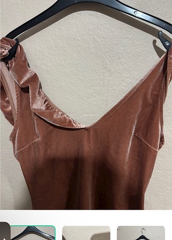 Bershka Sikligin Ve Rahatligin Bulustugu Kolsuz Bluz