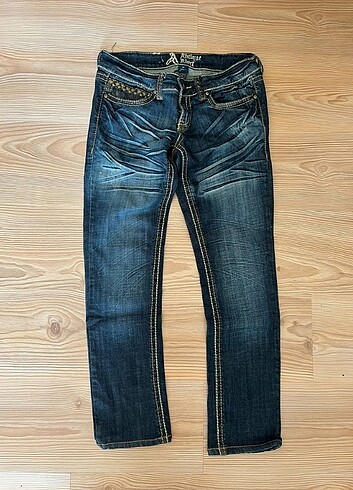American Vintage Apple bottoms antique river Ed Hardy baddie y2k
