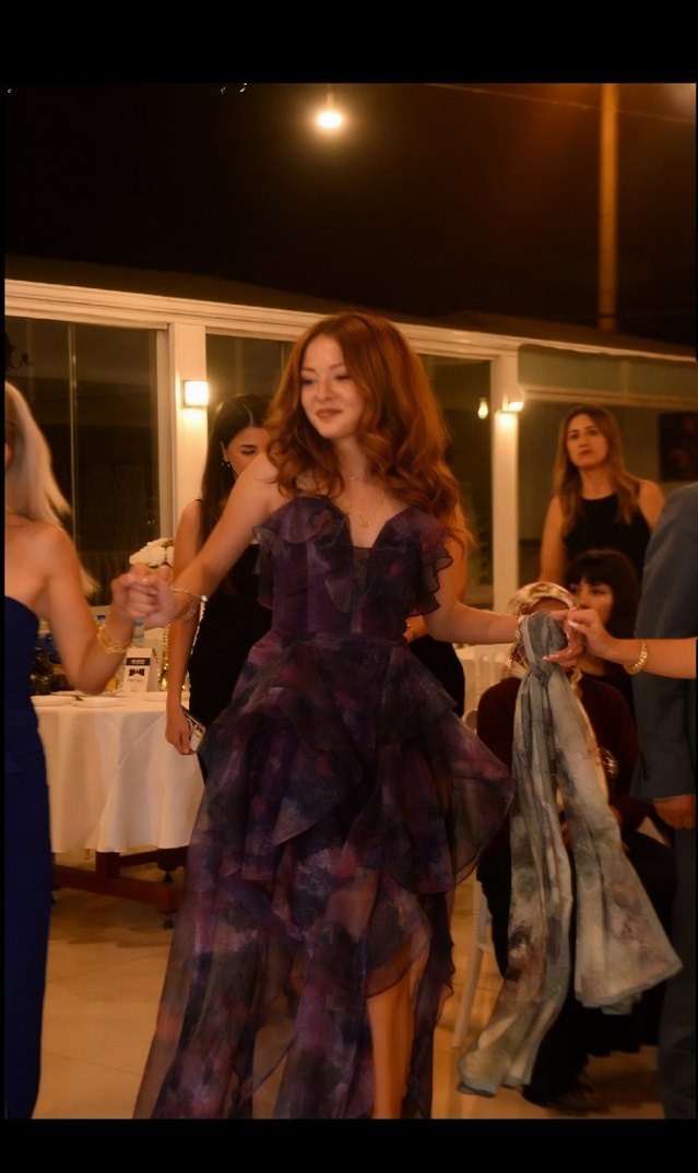 Mor Drapeli Uzun İnce Askılı Abiye Elbise - Görsel 4