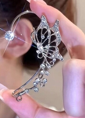 Sheinside kelebek detaylı küpe