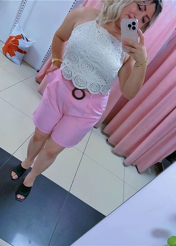 Dantel Detaylı Pembe Mini Bermuda Şort