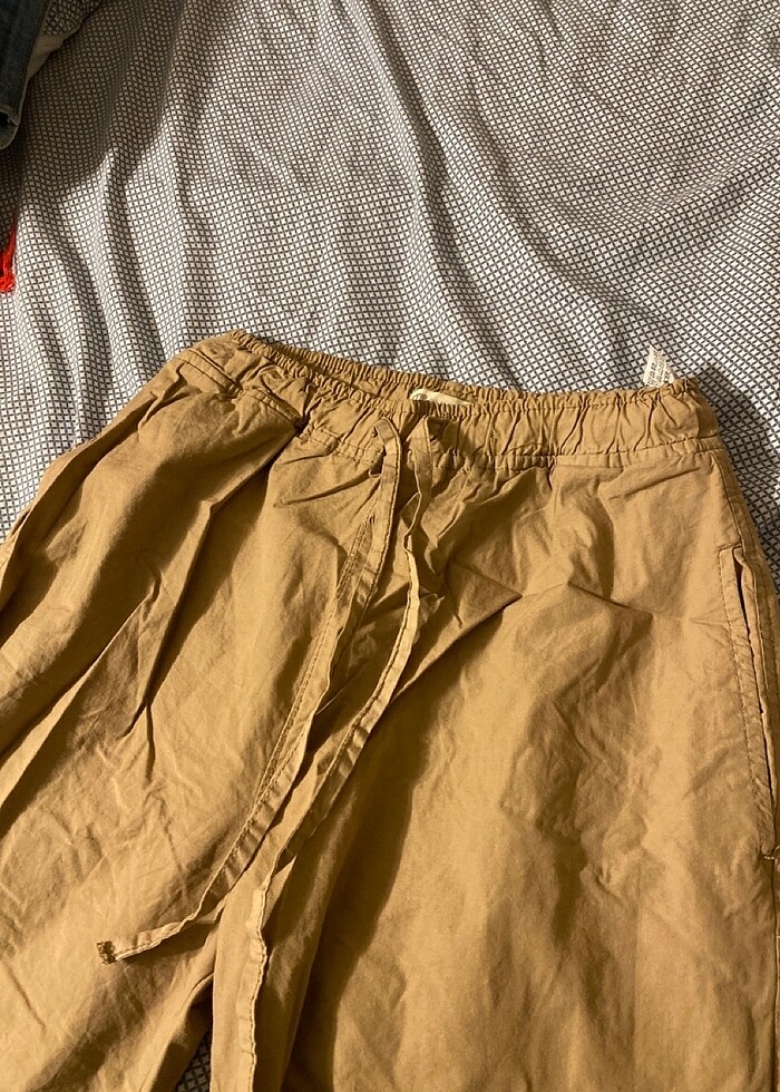 Stradivarius paraşüt pantolon - Görsel 2