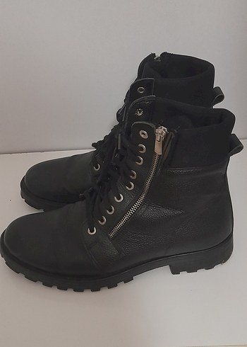 Siyah Deri Fermuarlı Bot - Görsel 3