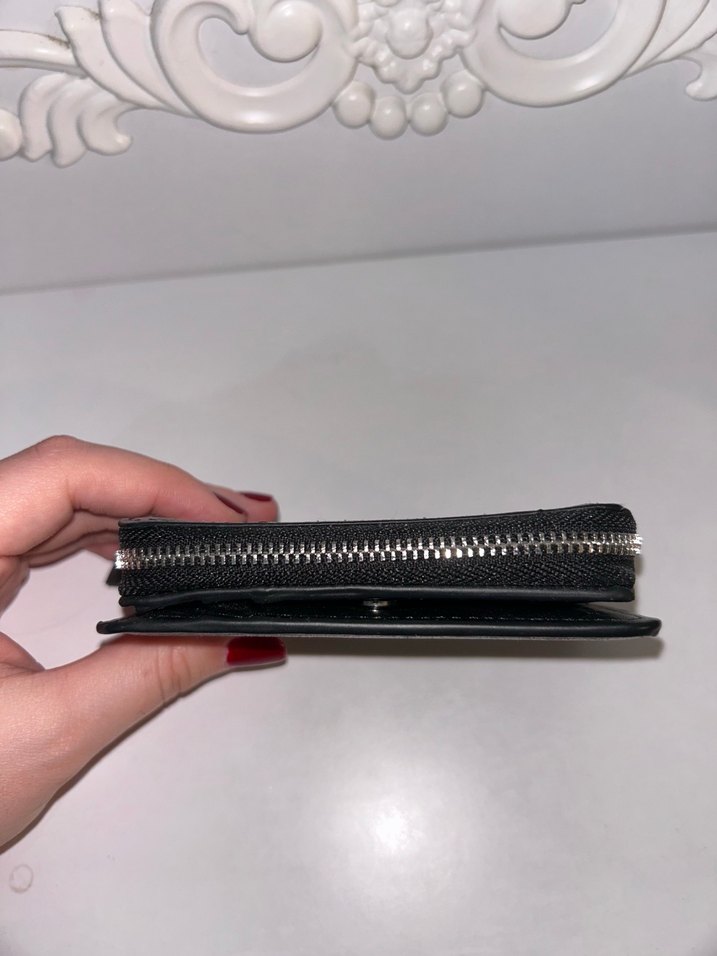 Gri Cüzdanı - Görsel 2