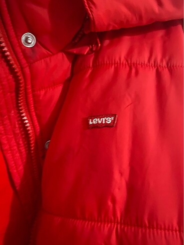 Levis Levis mont