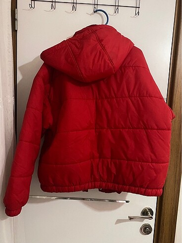 m Beden kırmızı Renk Levis mont
