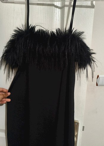 Siyah Tüylü  Straplez Elbise - Görsel 3