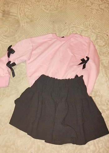 kız çocuk açık pembe fiyonklu takım