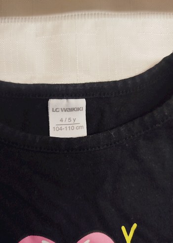 Kız Çocuk Siyah Baskılı Tişört - Görsel 2