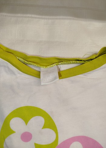 Çiçekli Renkli Kız Tişörtü, Kısa Kollu - Görsel 2