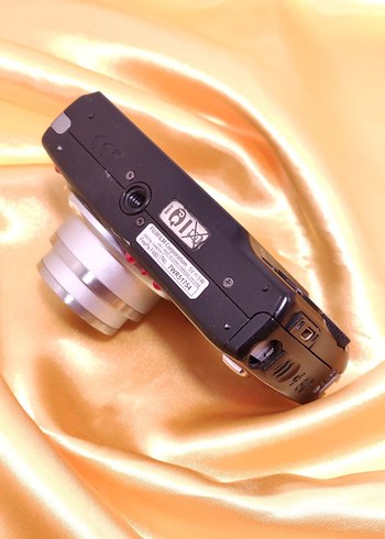 Sony Retro Dijital Fotoğraf Makinesi | Gardrops