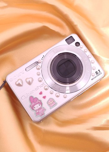 Sony Dijital Fotoğraf Makinesi
