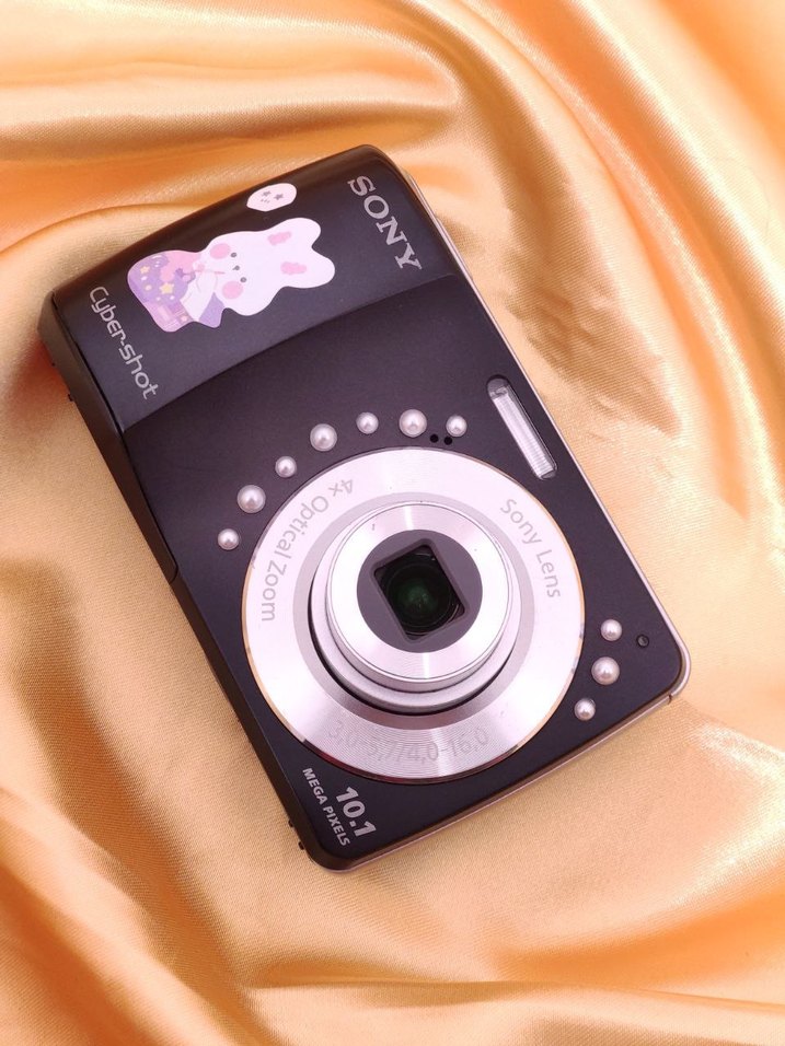 Sony Retro Dijital Fotoğraf Makinesi | Gardrops